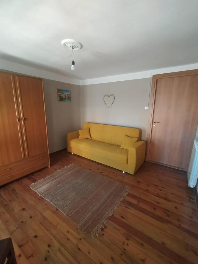 La Casa Di Vitto Lägenhet Boves Exteriör bild